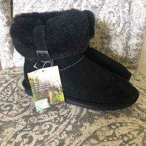 Bearpaw women’s Abby boot